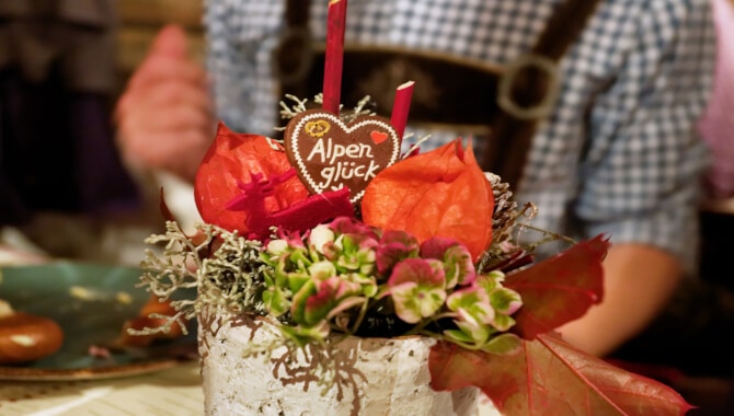 Alpenglück-Gipfel-Stüberl-670×380.jpg Oktoberfest. Potsdam. Gipfel Stüberl.