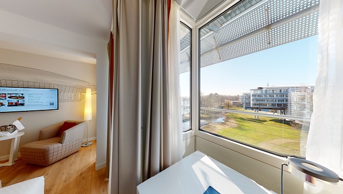 Doppelzimmer_Premium_Fensterblick