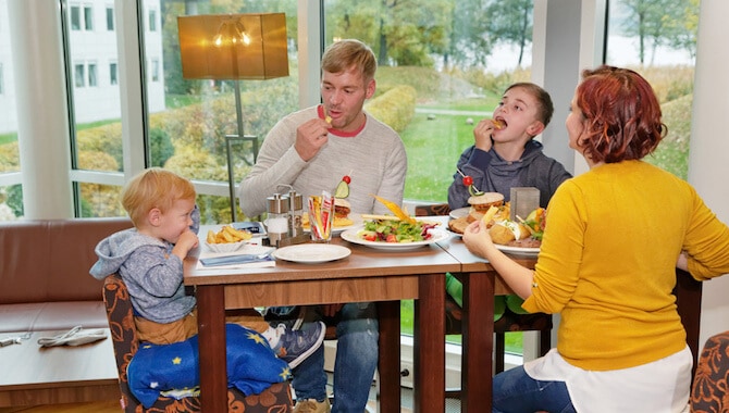 Familie-Blue-Sky-Bar-Potsdam