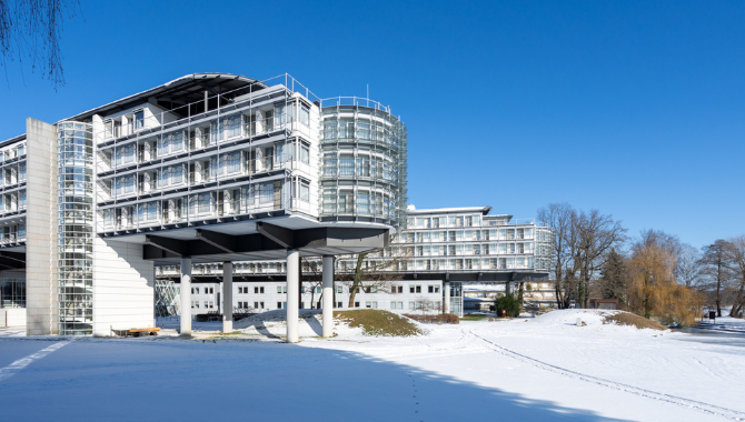 Kongresshotel Potsdam-Außenansicht-670×380 Kongresshotel Potsdam Außenansicht Winter