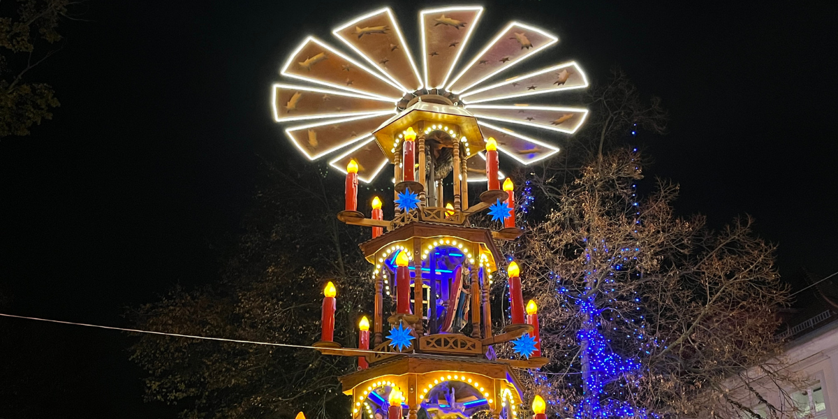 christmas market-potsdam-light-glow-2