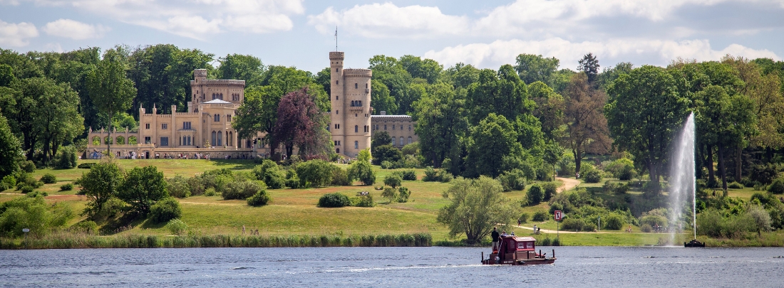 Park Babelsberg im Sommer (c) PMSG SPSG André Stiebitz. Ausflügstipp von Kongresshotel Potsdam