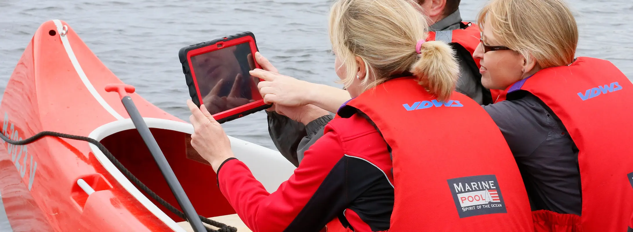 tabRace – Interaktives Strategiespiel auf dem Wasser