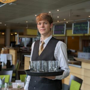 Restaurantfachmann-Azubi-Karriere-Erfahrung-Kongresshotel-Potsdam