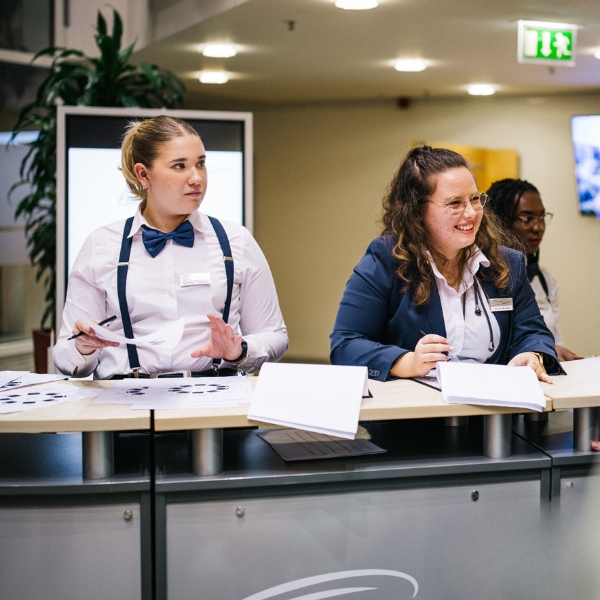 KH-VA Veranstaltungskauffrau im Kongresshotel Potsdam. Ausbildung. Eventmanagement. Event. Azubi-Projekt.
