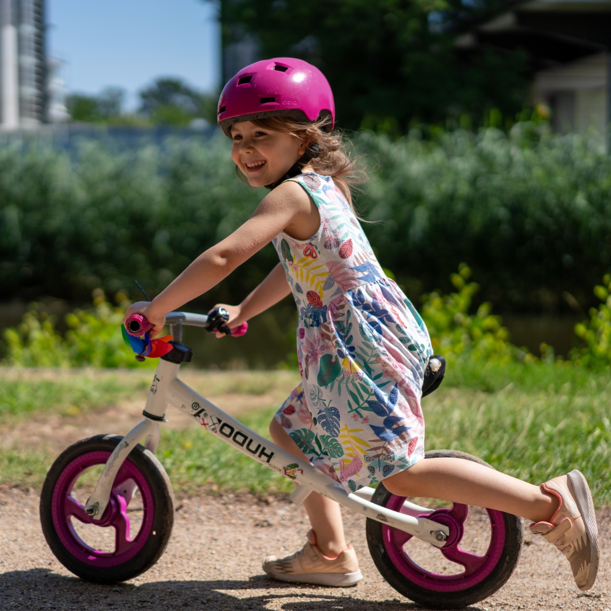 KH-Fahrrad-Kind Familie, Laufrad, Hotel, Potsdam, Garten, Templiner See, Wandern, Ausflug. Unterwegs mit Kinder. Potsdam.