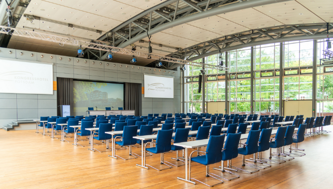 Kongress-Saal im Kongresshotel Potsdam.
