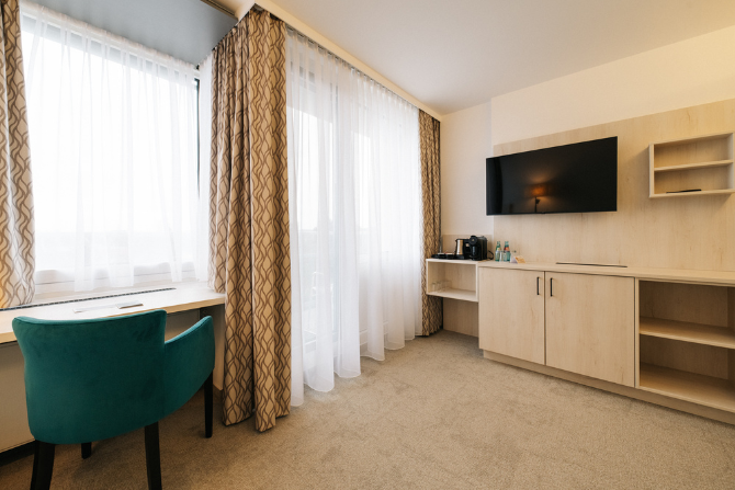 Geräumige Betten in den Studios des Kongresshotels Potsdam.
