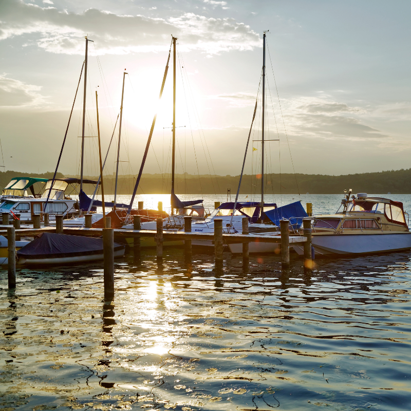 Der Templiner See liegt direkt am Kongresshotel Potsdam. 