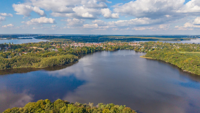 Kongresshotel-Potsdam-Caputher-See