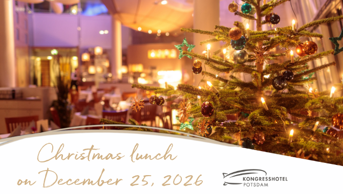 Christmas lunch on December 25, 2026, at Kongresshotel Potsdam. Festively decorated Christmas tree in a restaurant.